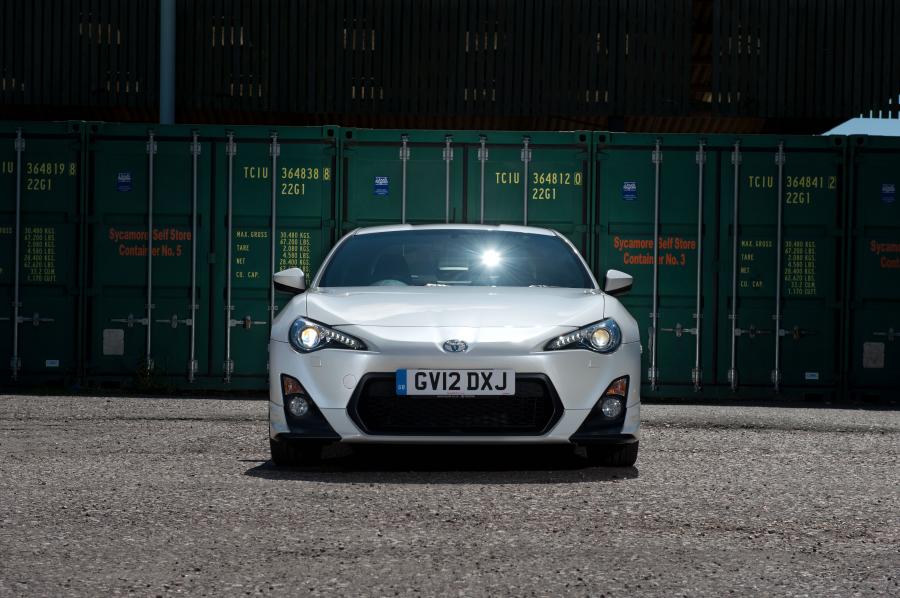  Toyota GT 86 by TRD 2012 года  (UK) (фото 19 из 21)